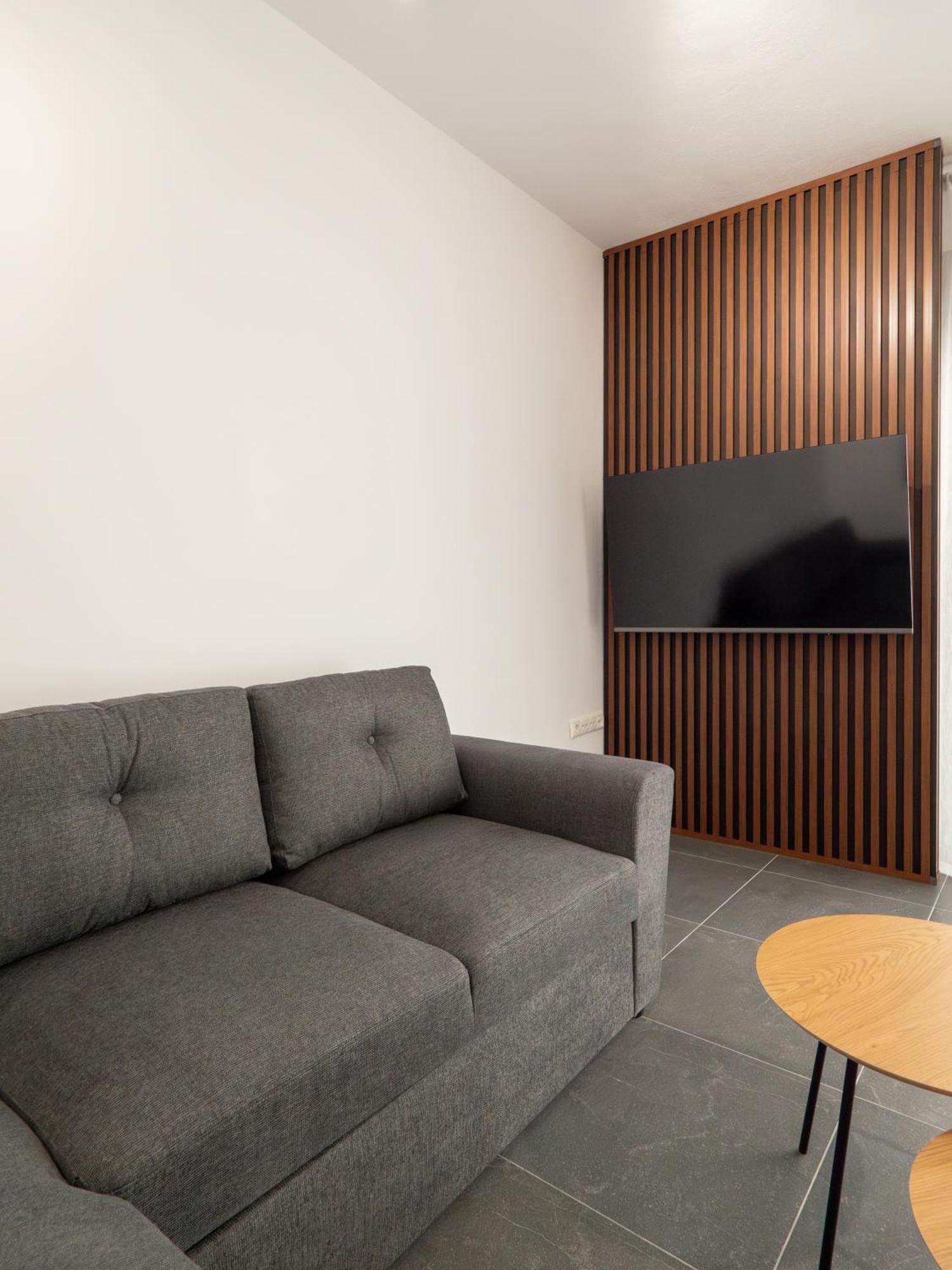 Apartment Leisure