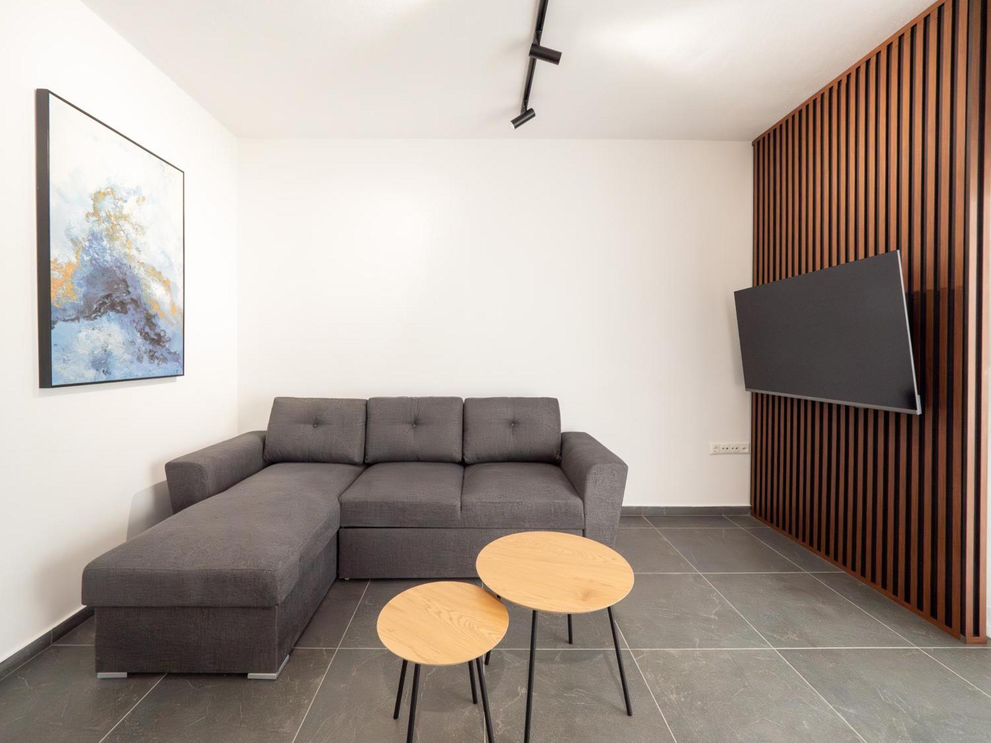 Apartment Leisure *